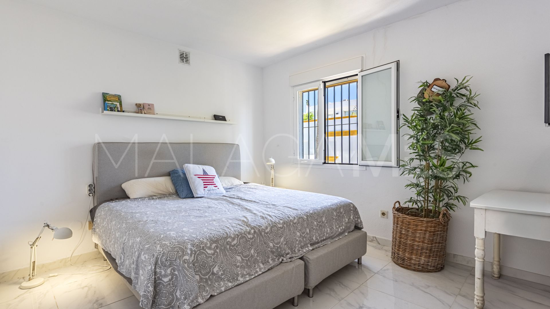 Marbellamar town house for sale