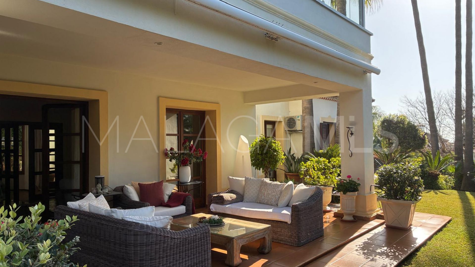 Villa for sale in Altos Reales