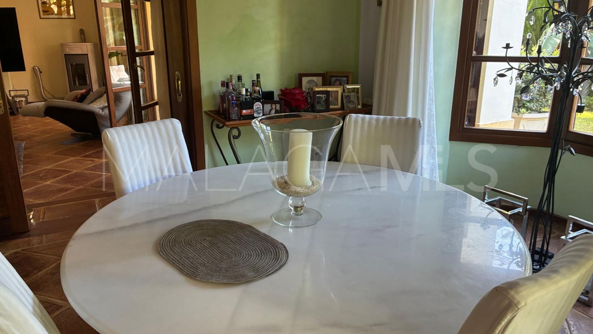 Villa for sale in Altos Reales