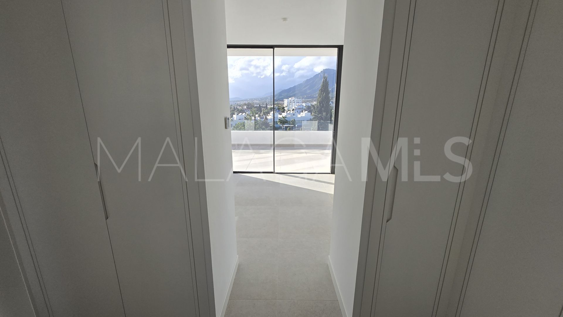 Villa for sale in La Finca de Marbella