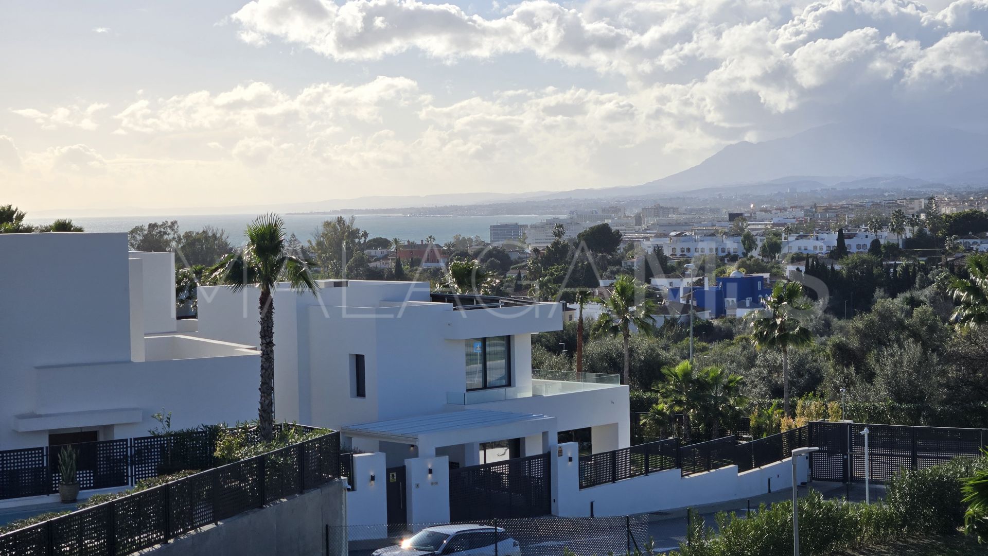 Villa for sale in La Finca de Marbella