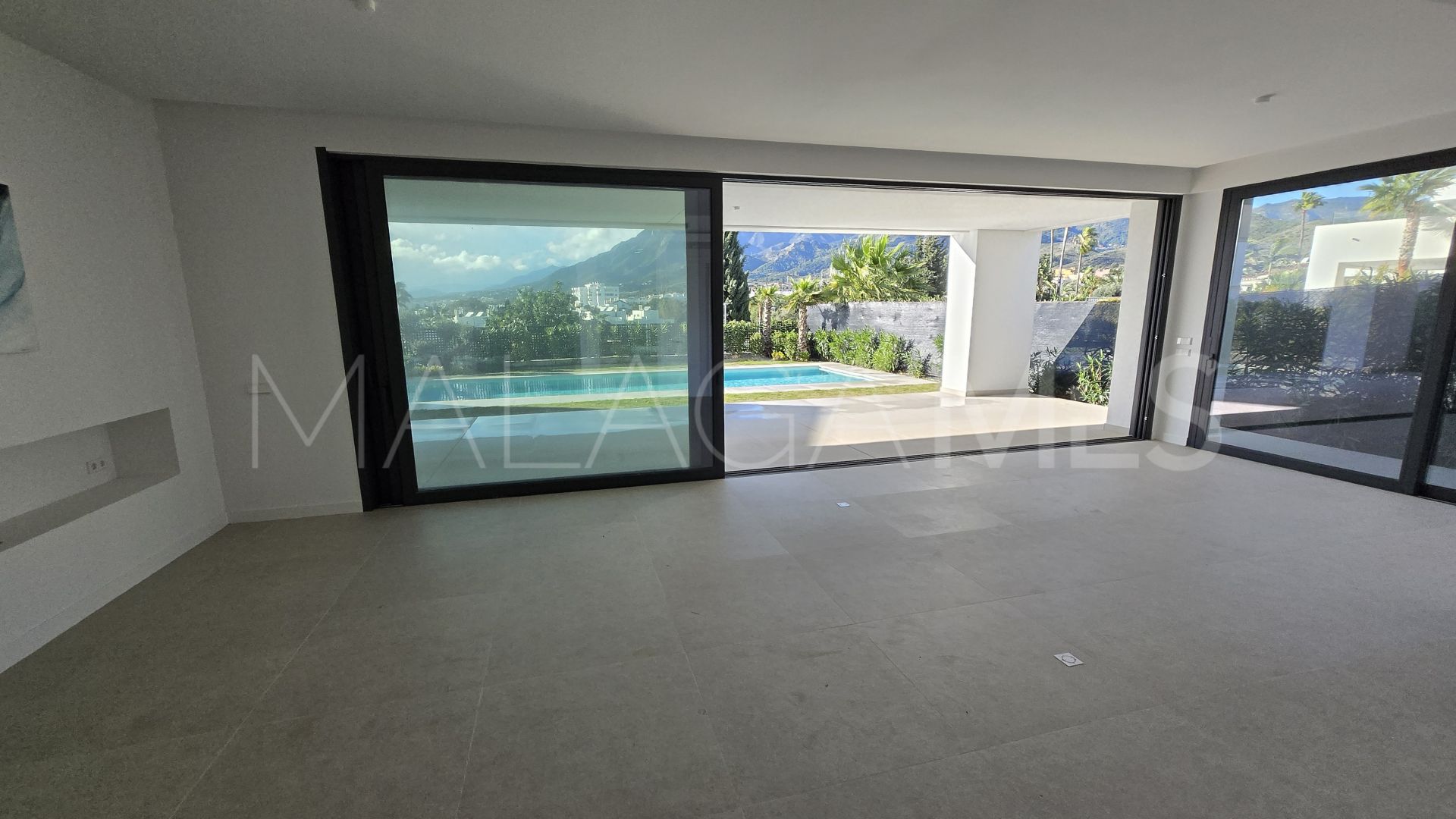 Villa for sale in La Finca de Marbella