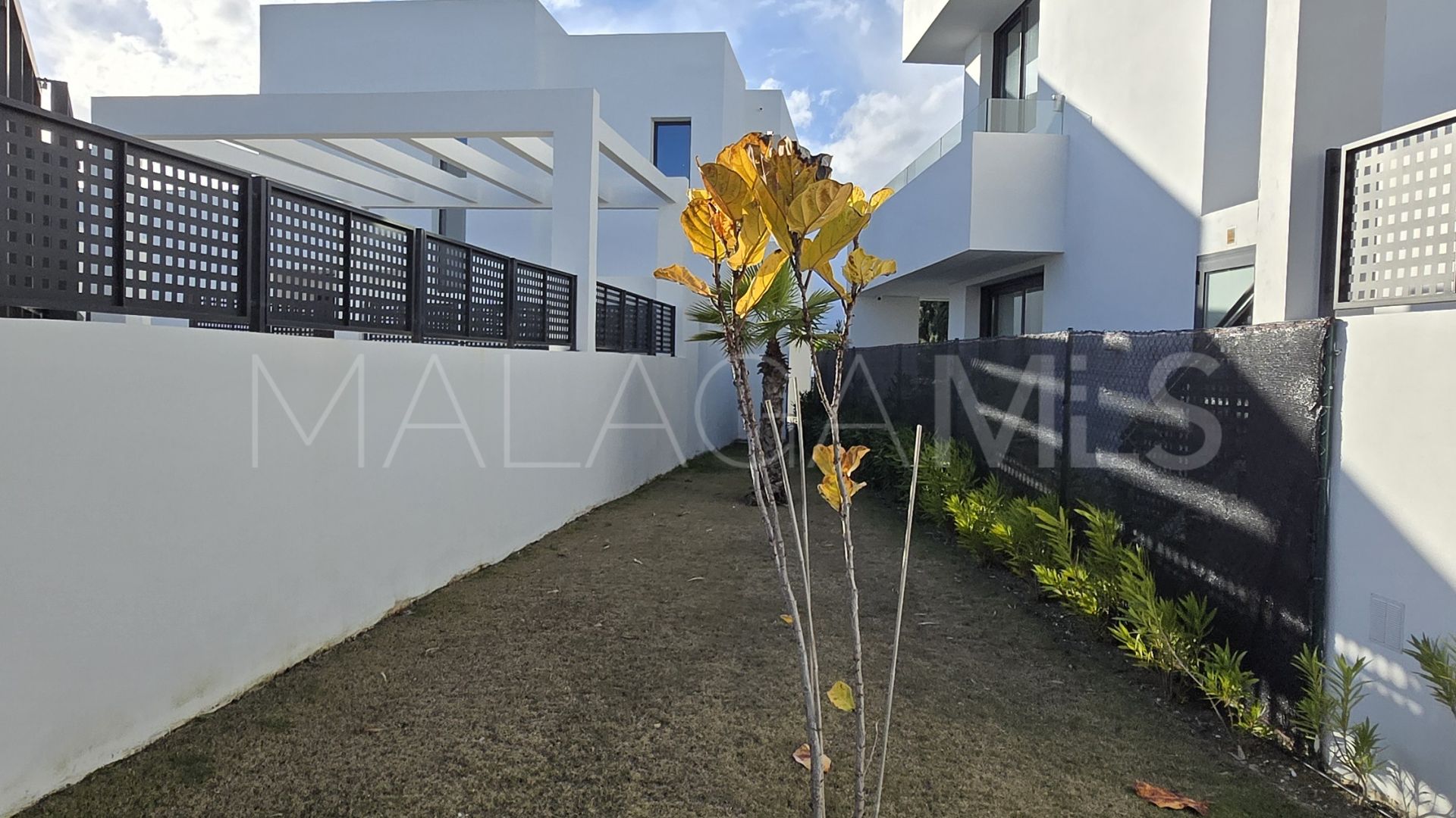 Villa for sale in La Finca de Marbella