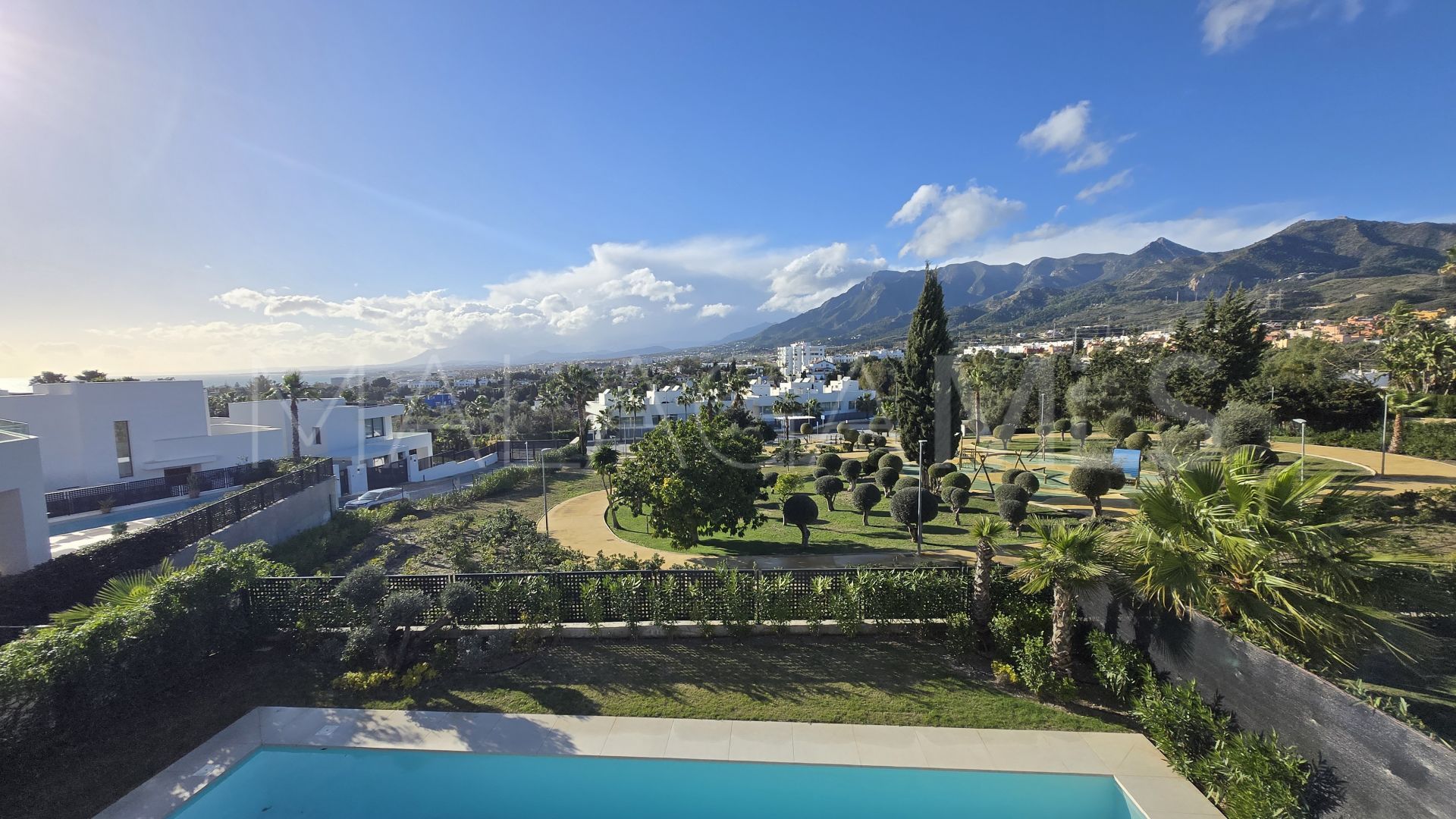 Villa for sale in La Finca de Marbella