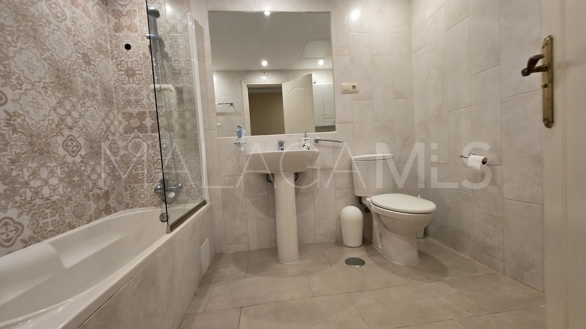 Apartamento planta baja with 2 bedrooms a la venta in El Embrujo Playa