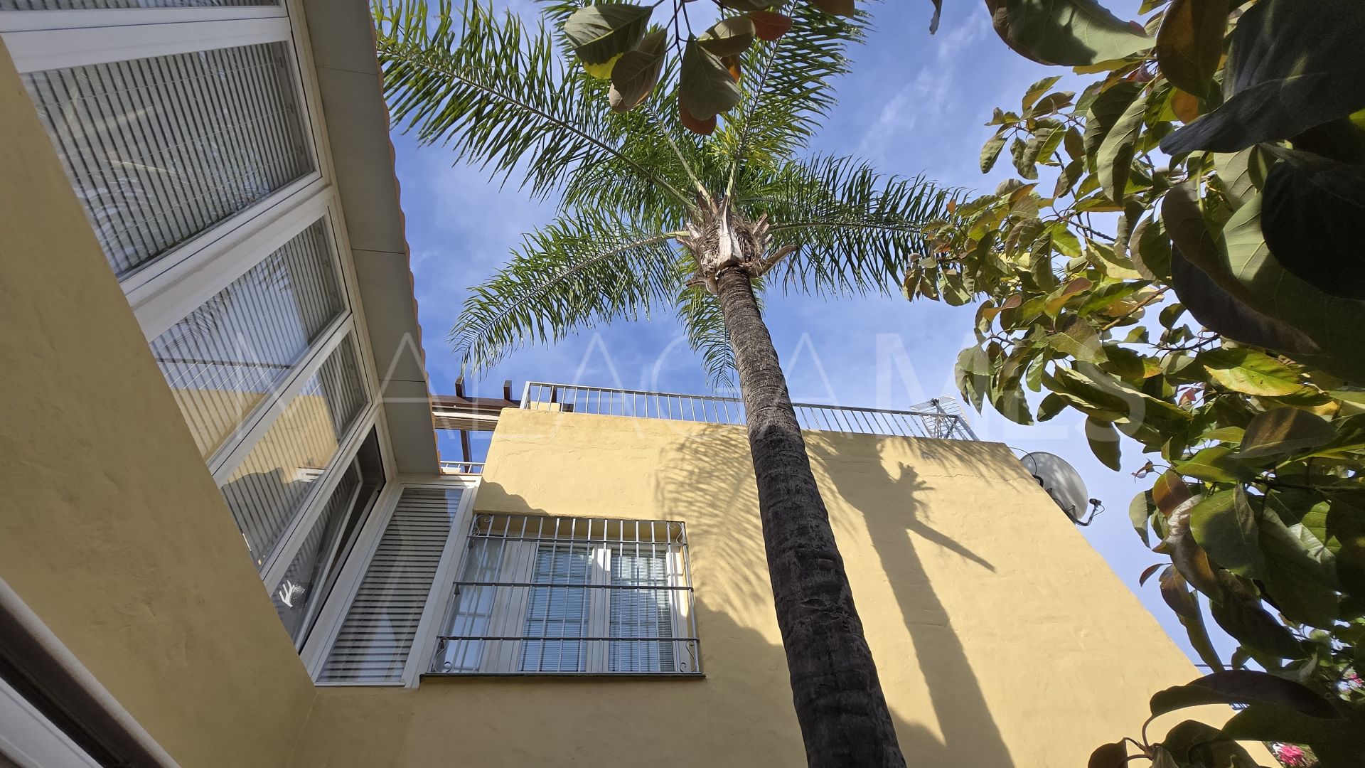 For sale villa in Balcones de Sierra Blanca