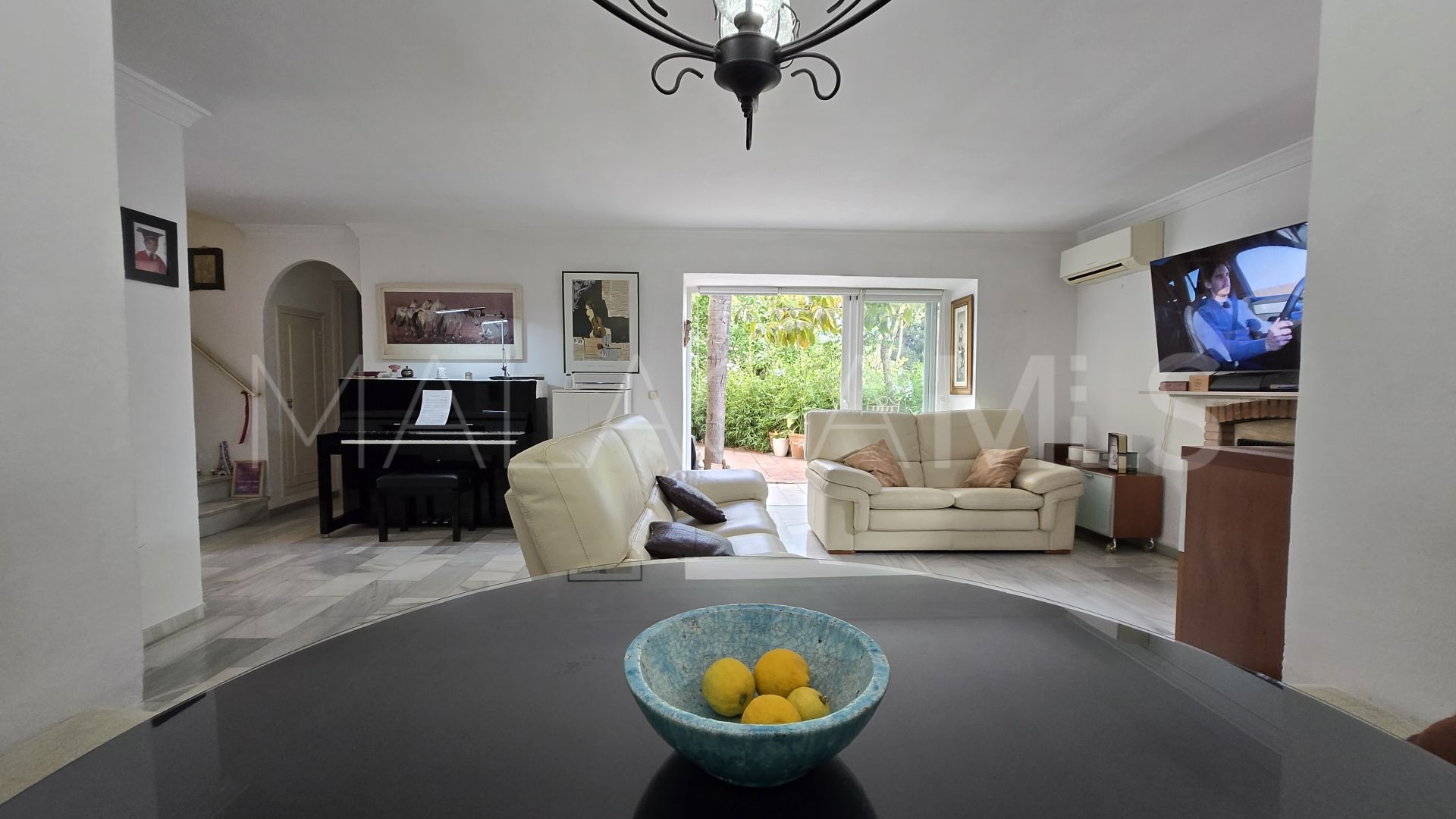 For sale villa in Balcones de Sierra Blanca