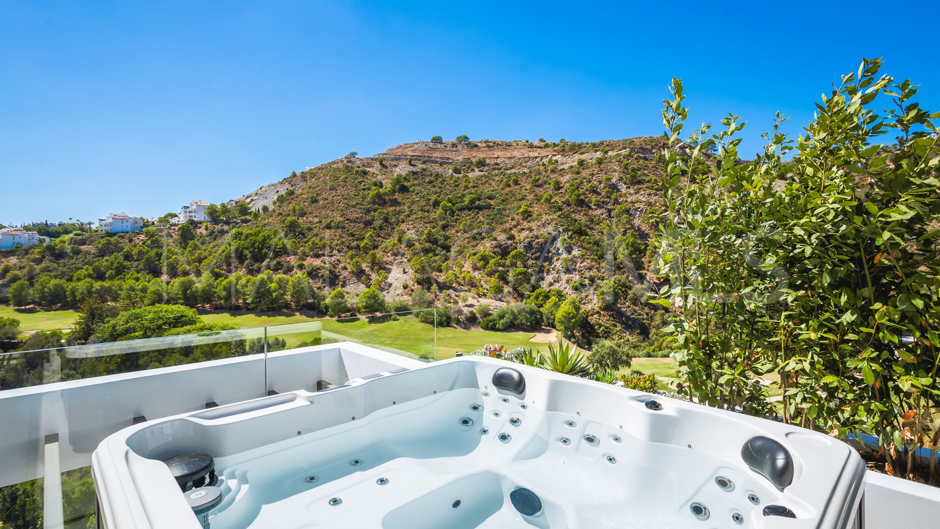 Villa for sale de 6 bedrooms in Lomas de La Quinta