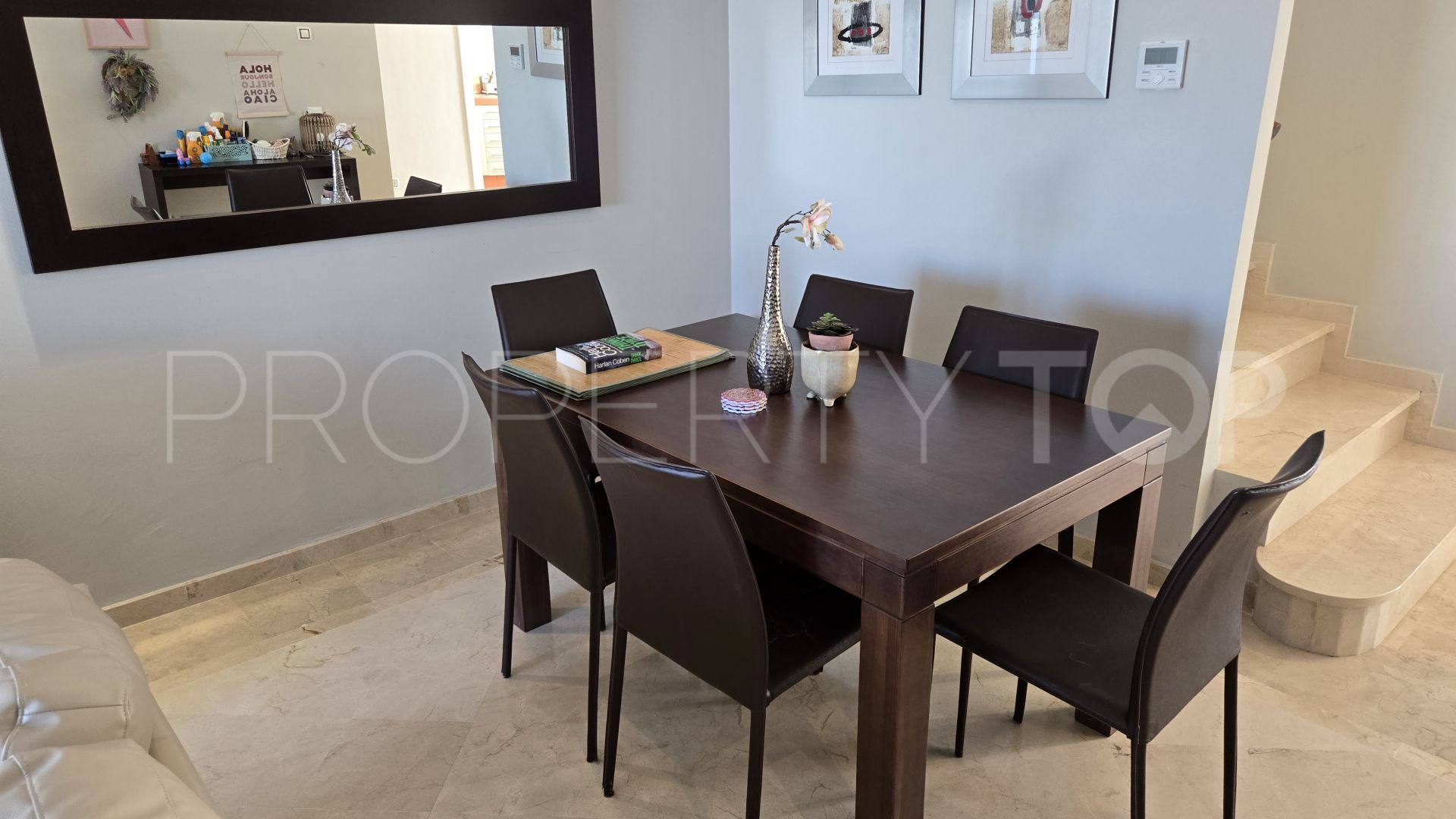 Atico duplex de 3 dormitorios en venta en Aloha Royal