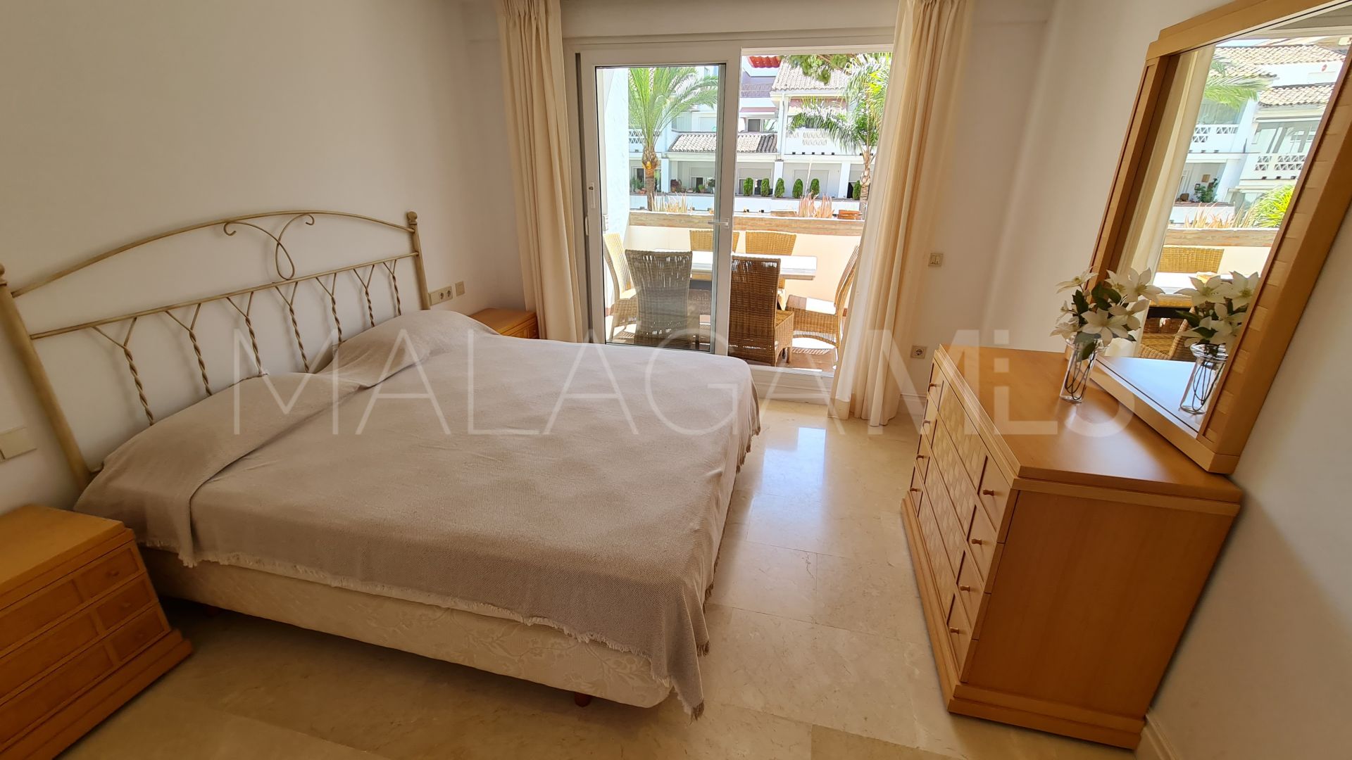Buy apartamento with 3 bedrooms in Las Cañas Beach
