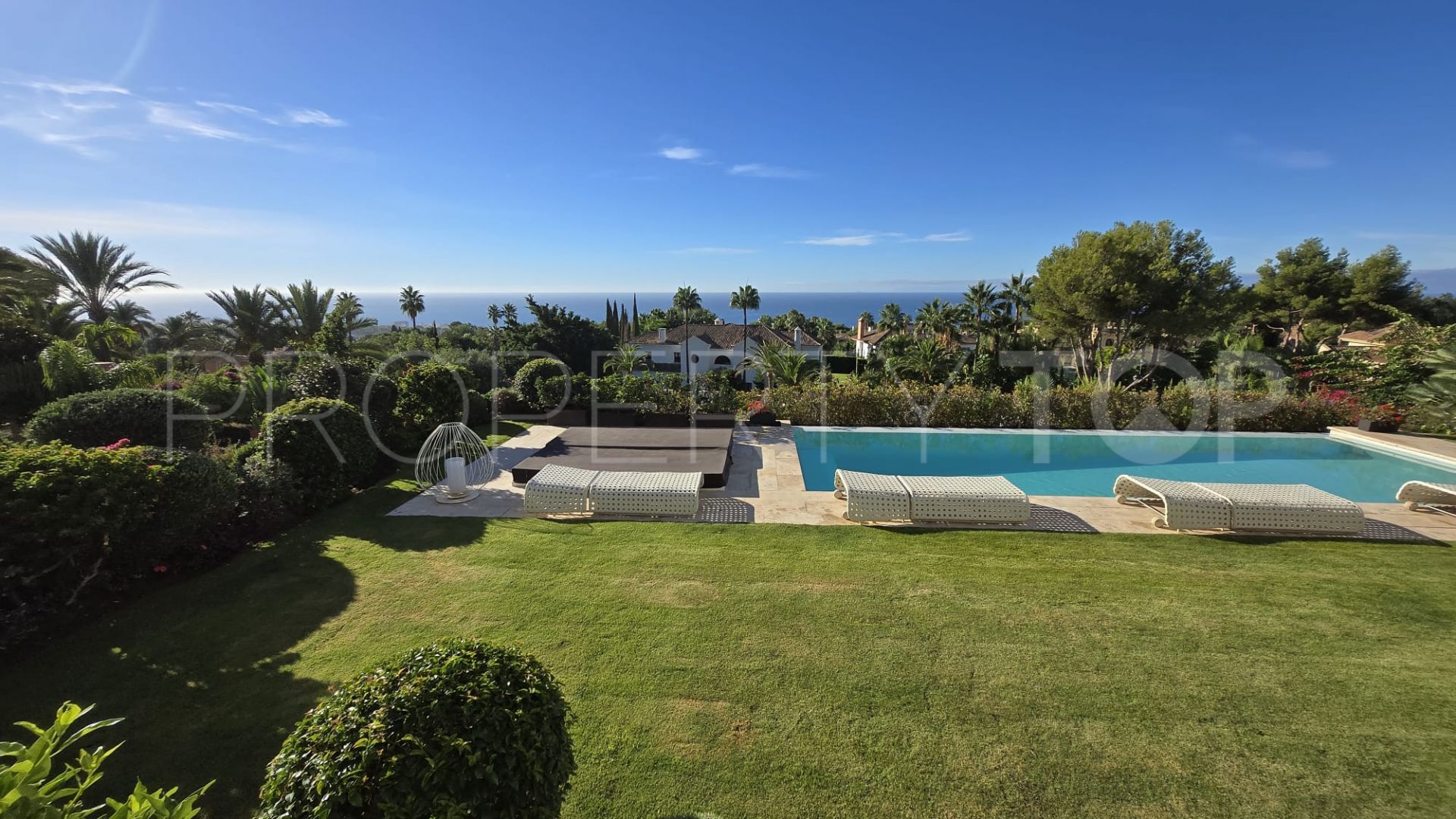 Sierra Blanca 7 bedrooms villa for sale