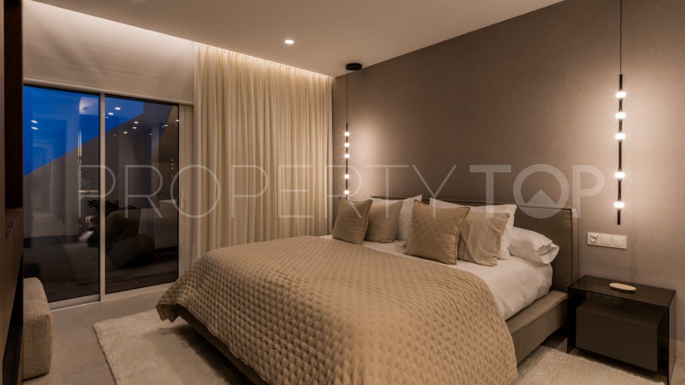 4 bedrooms duplex penthouse in Bahía del Velerín for sale