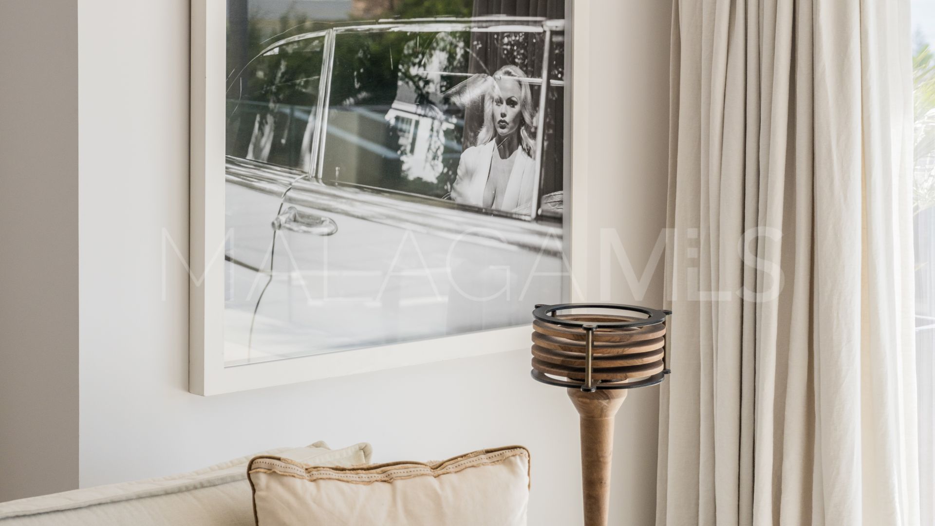 Buy villa in Rocio de Nagüeles