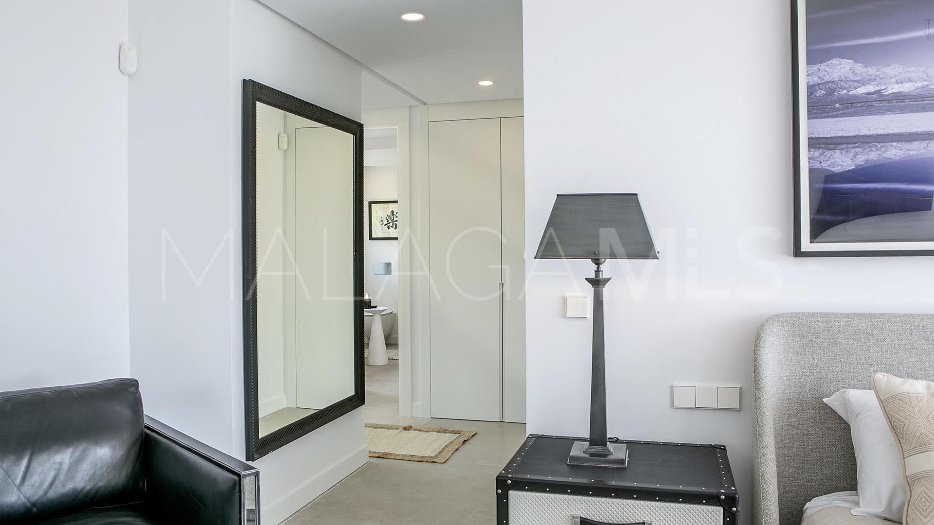 Buy Rocio de Nagüeles villa