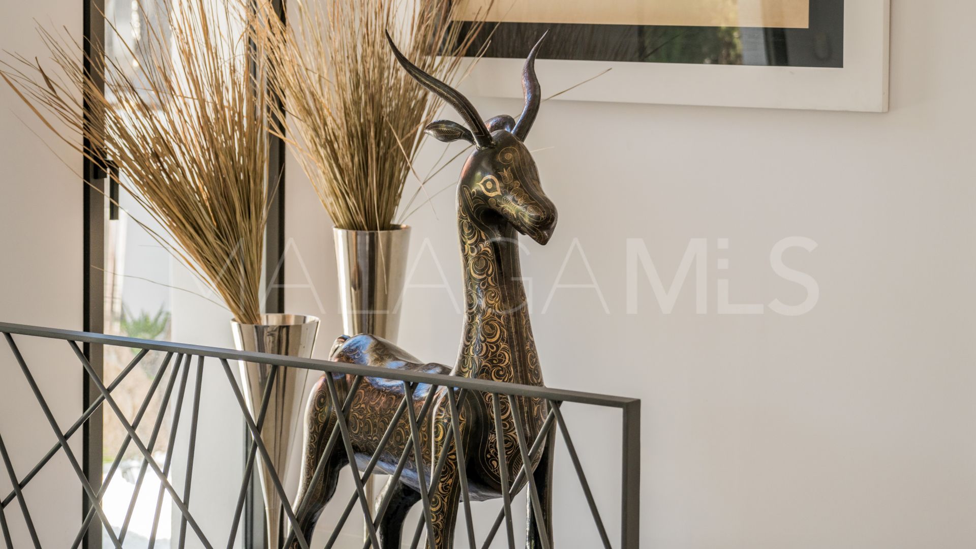 Buy villa in Rocio de Nagüeles