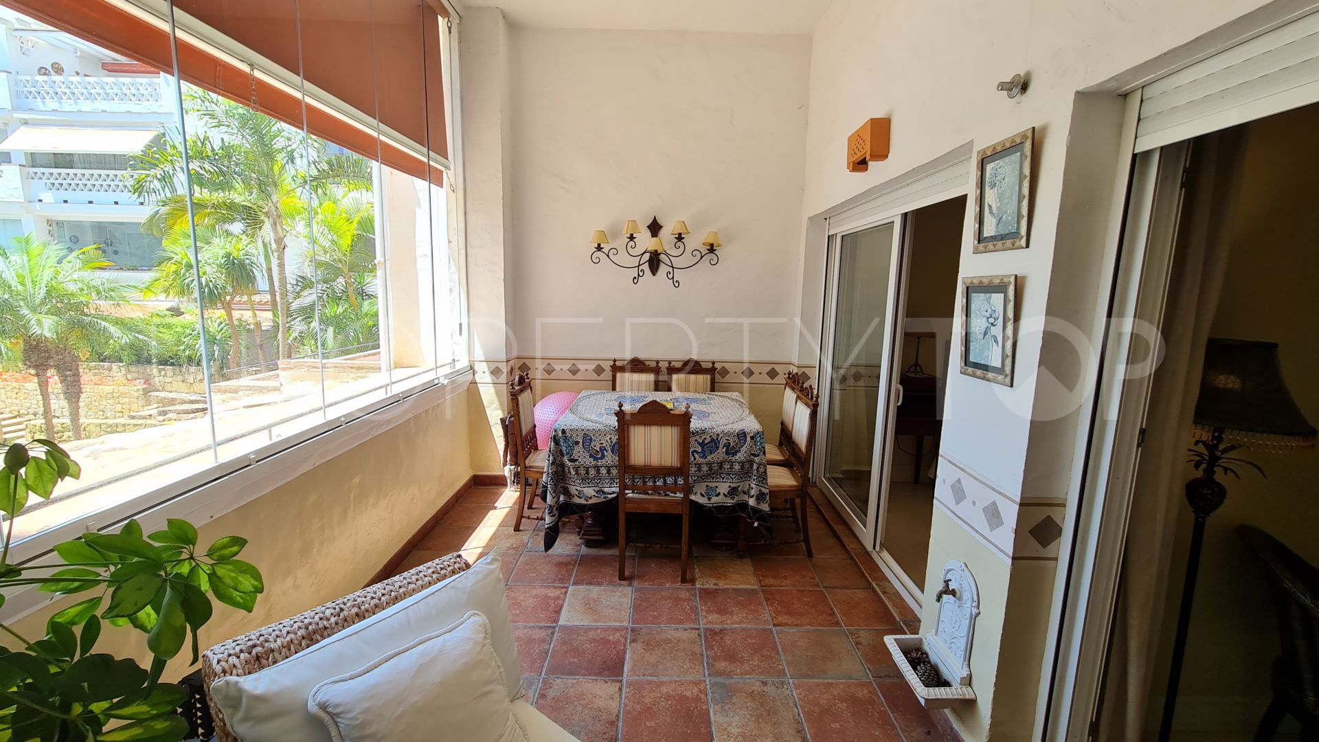 Buy apartment in Las Cañas Beach