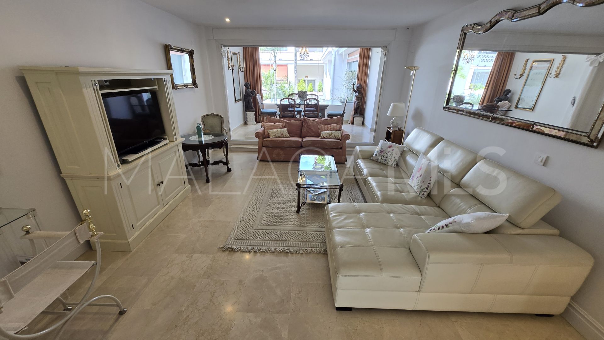 Lägenhet for sale in Las Cañas Beach