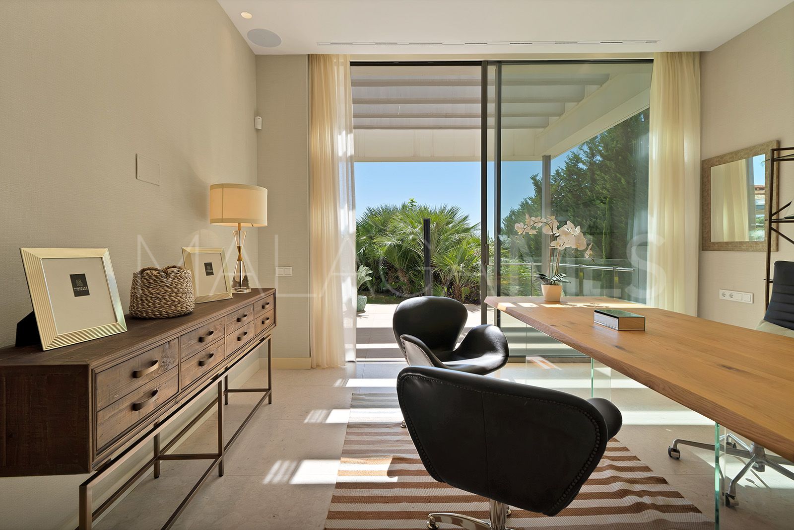 Villa for sale in Capanes Sur