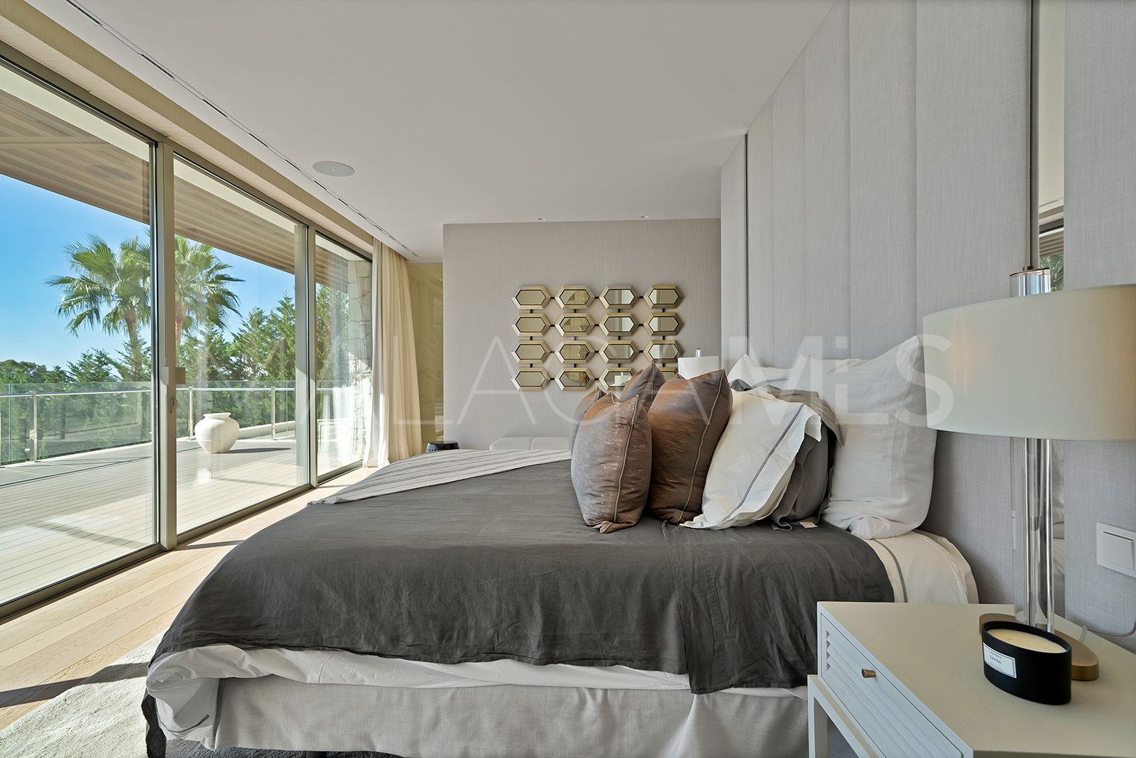 Villa for sale in Capanes Sur