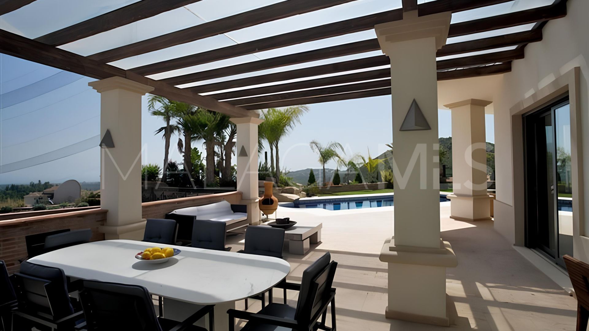 Villa for sale in Los Arqueros