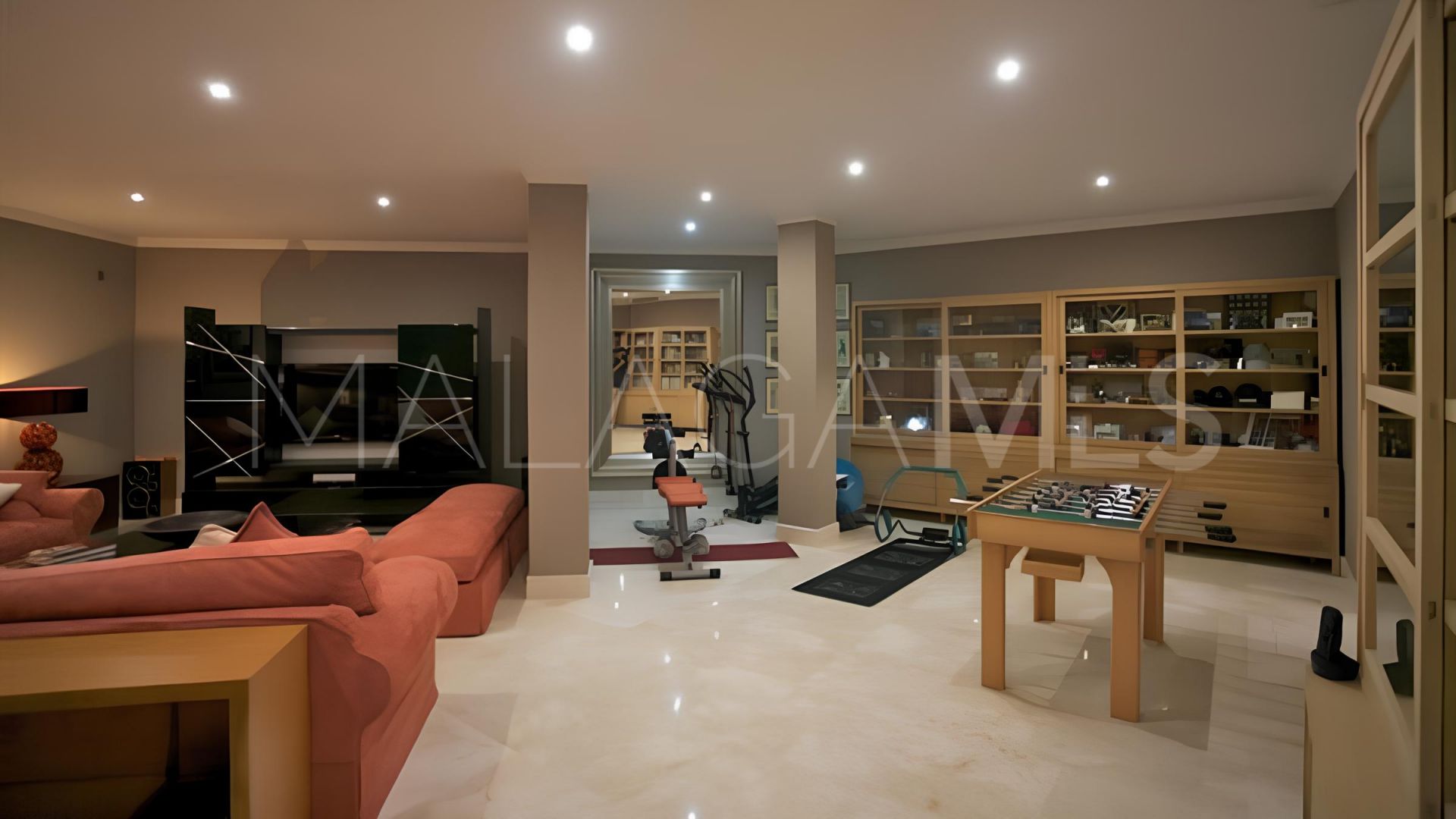 Villa for sale in Los Arqueros