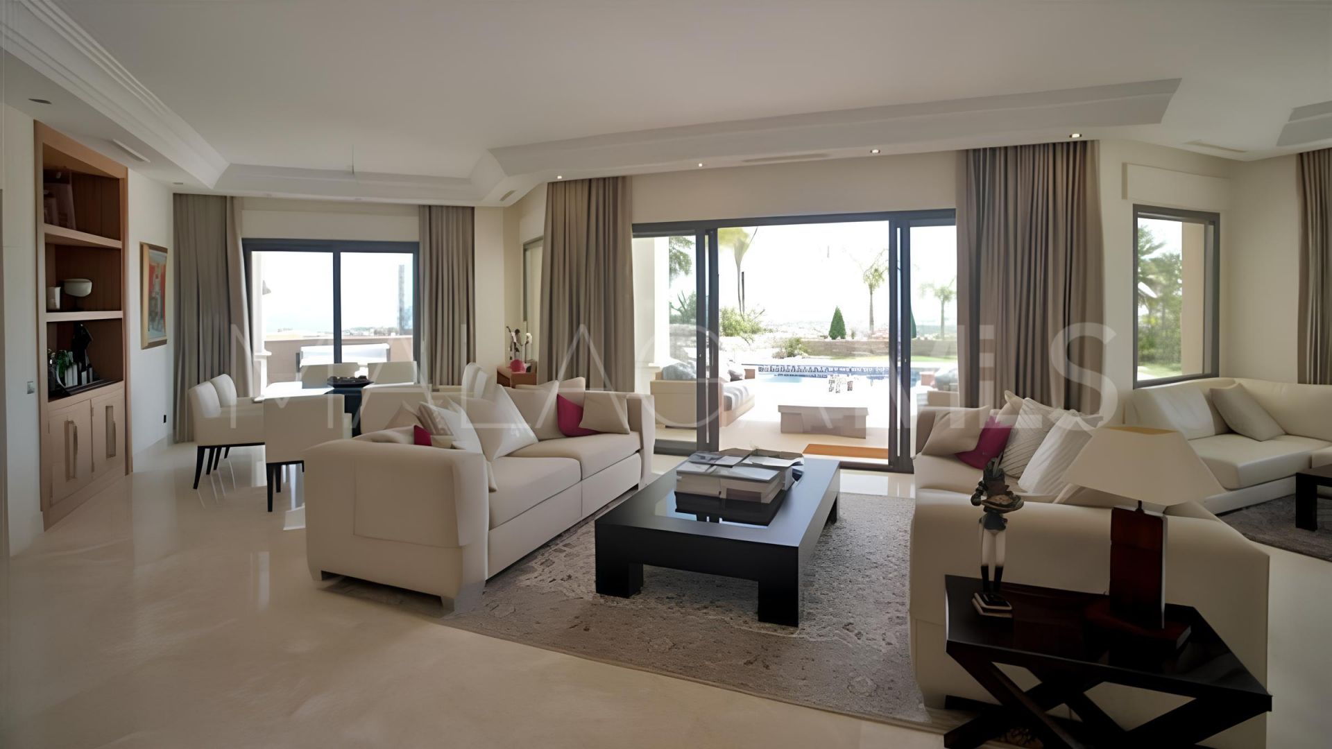 Villa for sale in Los Arqueros