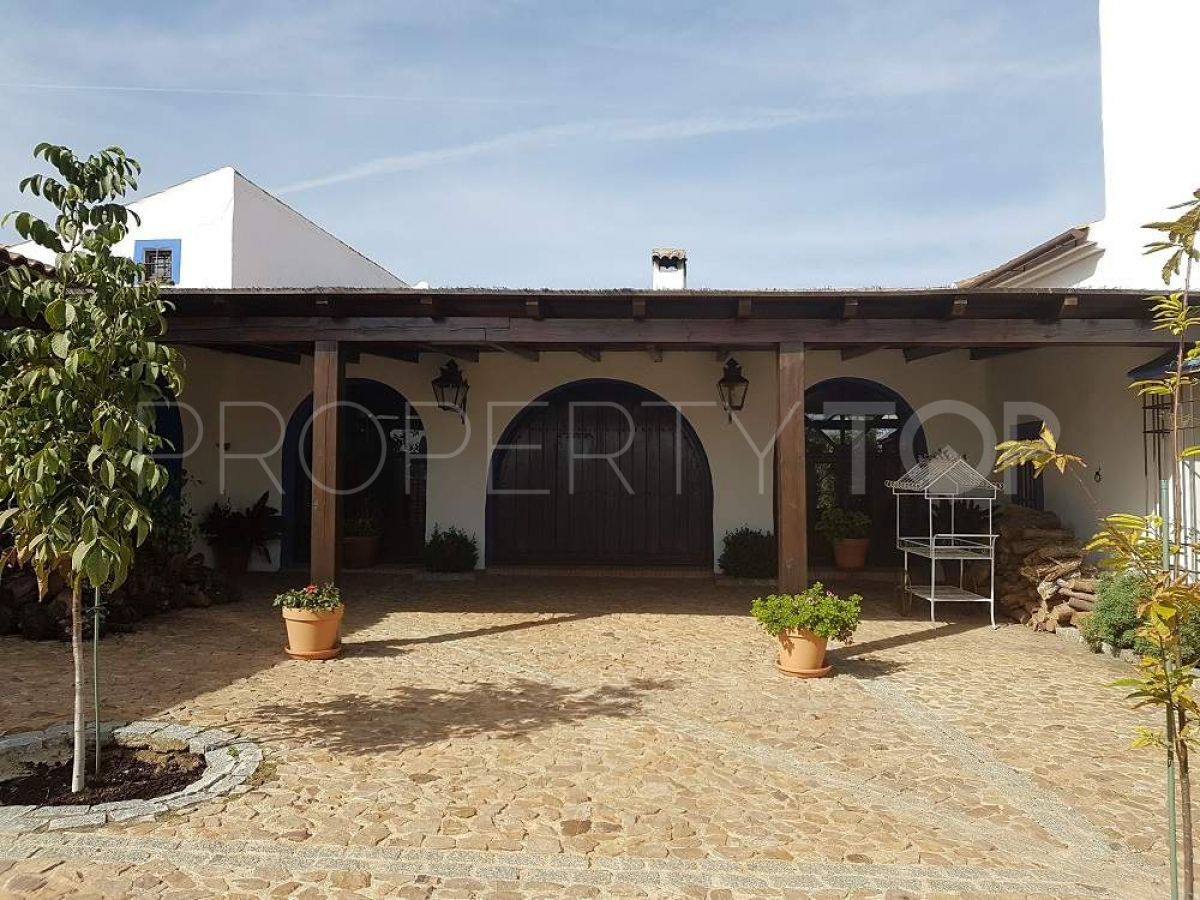 Country house for sale in Alcaracejos