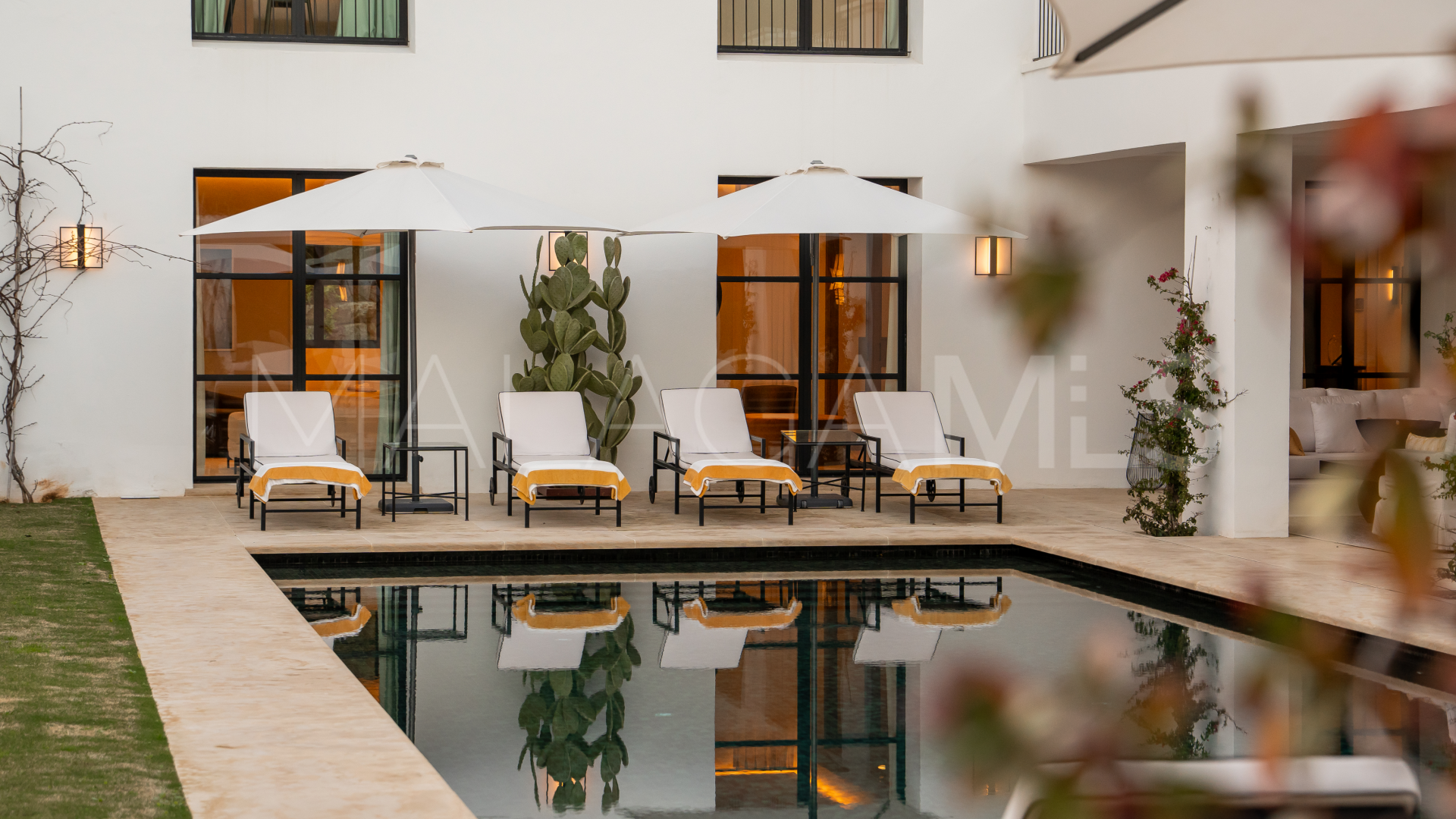 Villa in Cascada de Camojan for sale