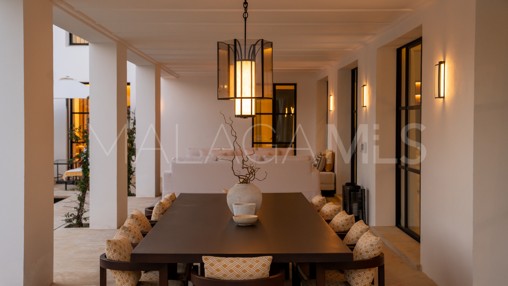 Villa in Cascada de Camojan for sale