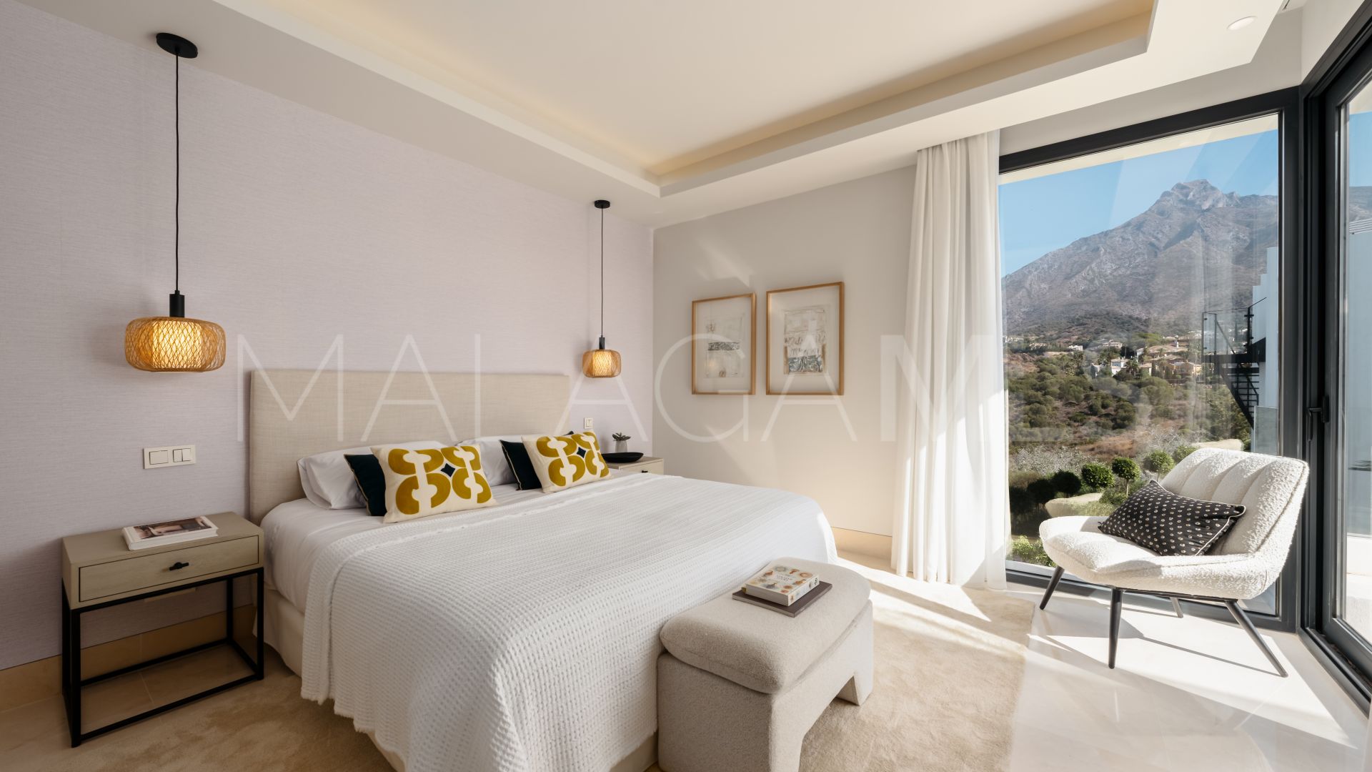 Lomas del Virrey, villa for sale with 5 bedrooms