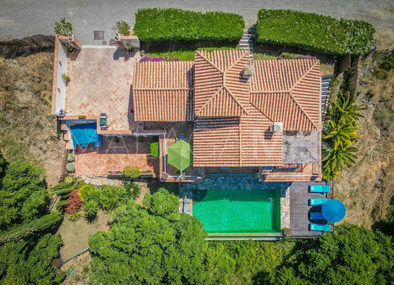 Villa for sale in Forest Hills