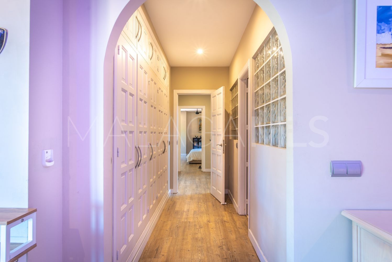 Villa for sale in Forest Hills