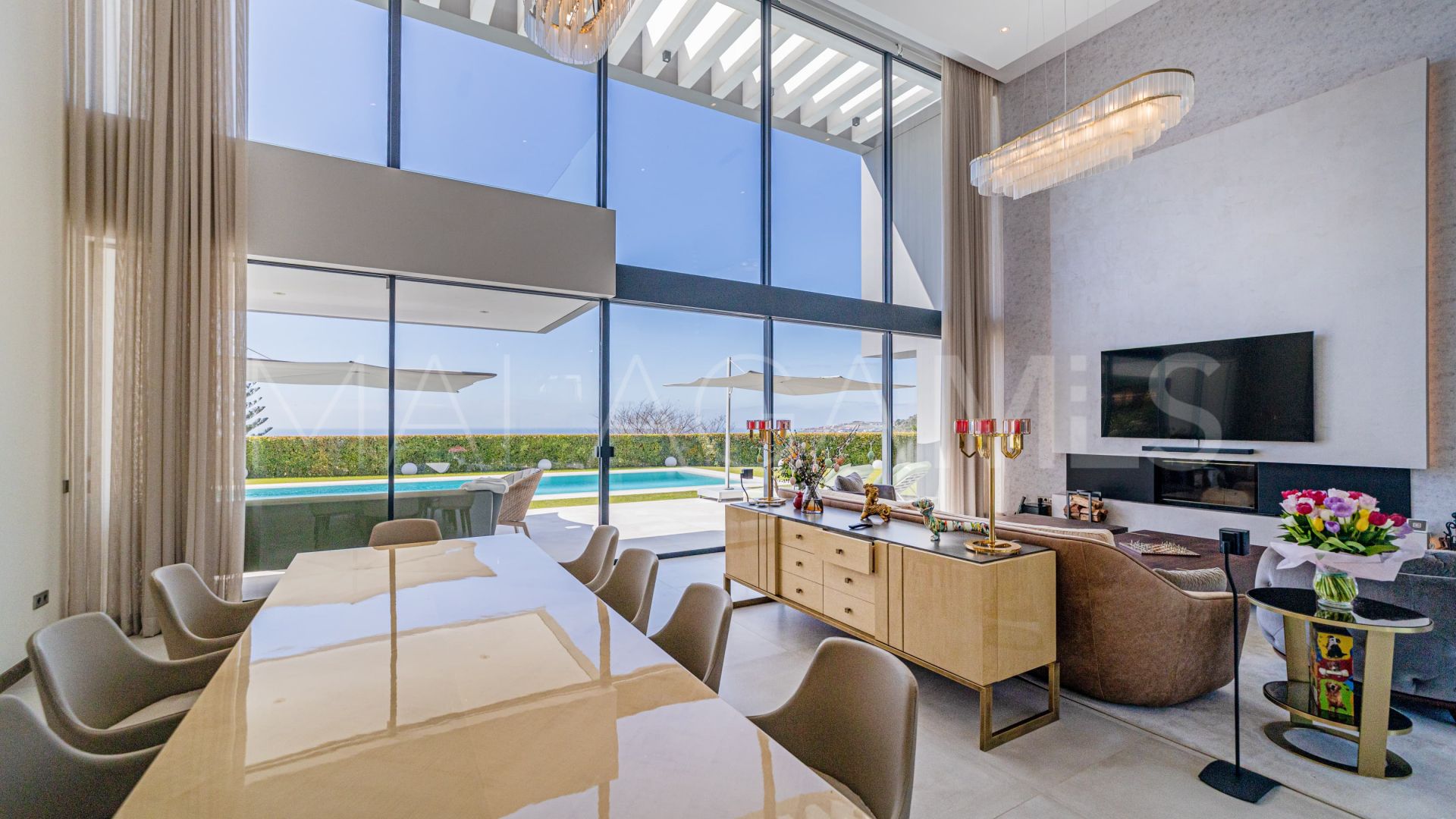 Villa for sale in Los Arqueros