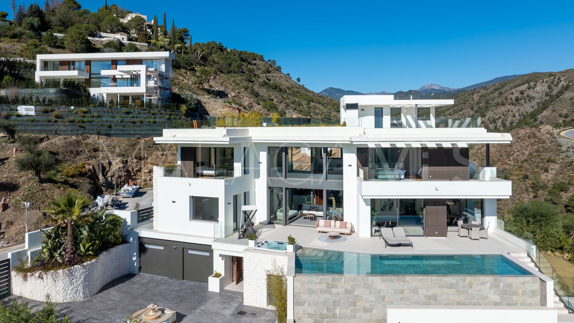 Se vende villa in Lomas de La Quinta