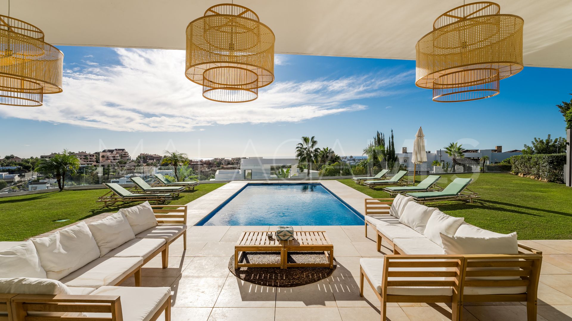 5 bedrooms La Alqueria villa for sale