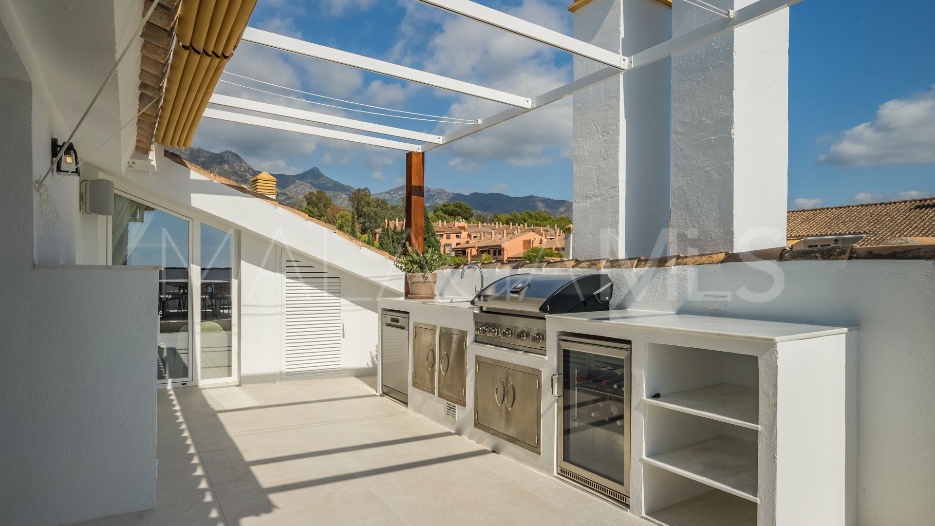 Zweistöckiges penthouse for sale in Golden Mile