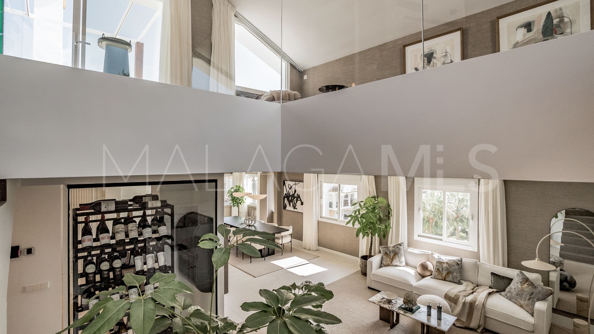 Zweistöckiges penthouse for sale in Golden Mile
