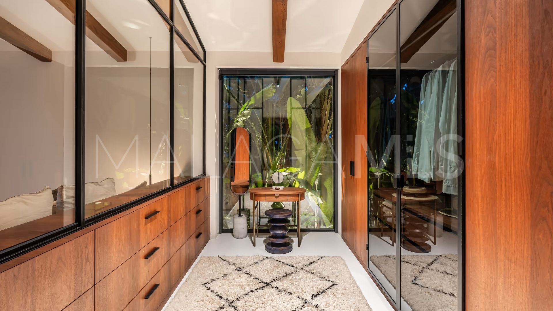 Los Naranjos villa for sale