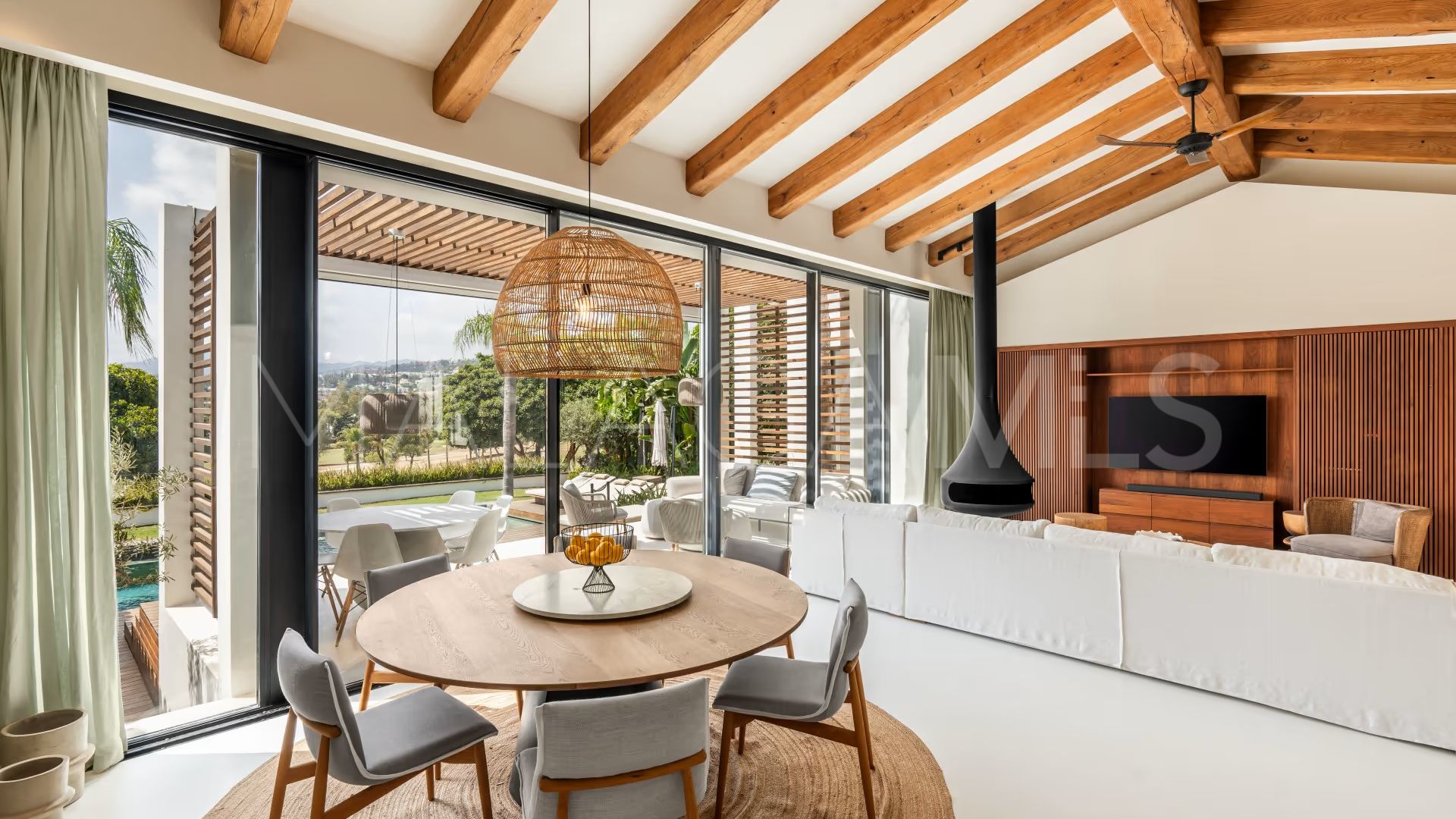 Los Naranjos villa for sale