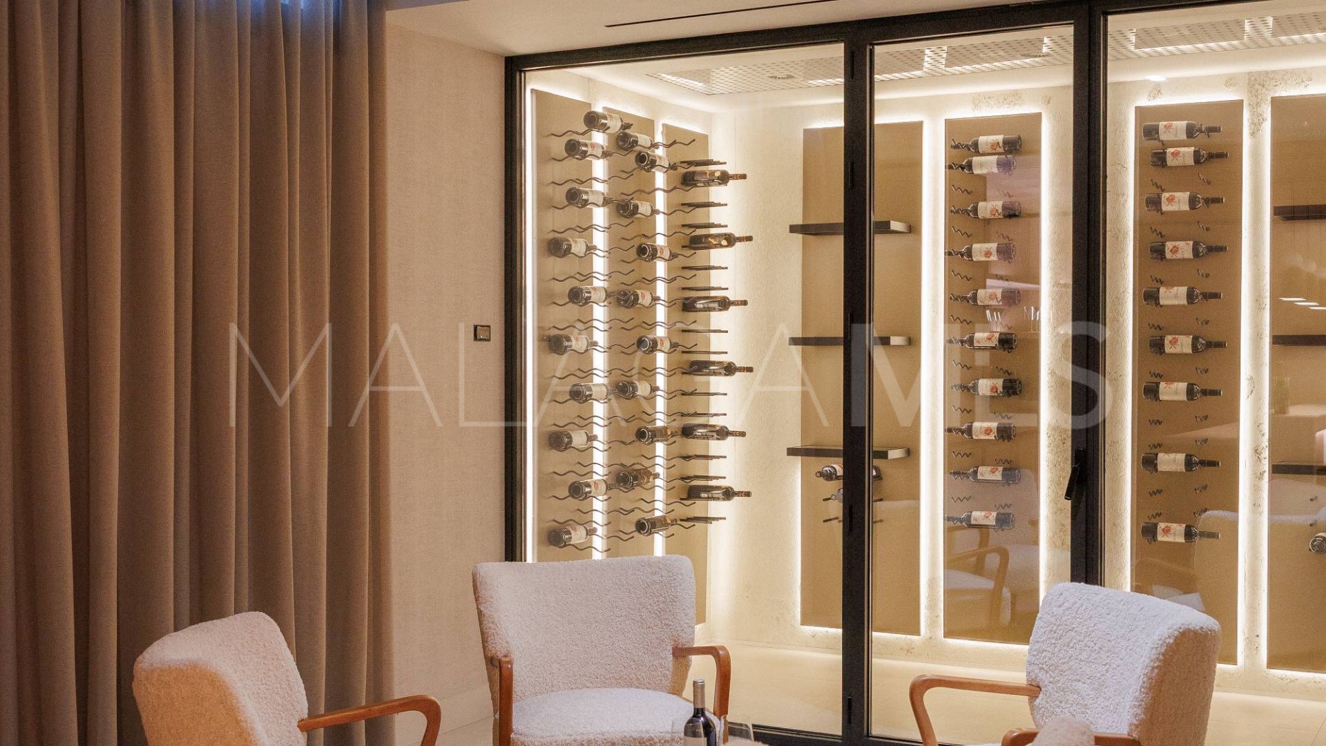 Villa for sale in Golden Mile with 4 bedrooms