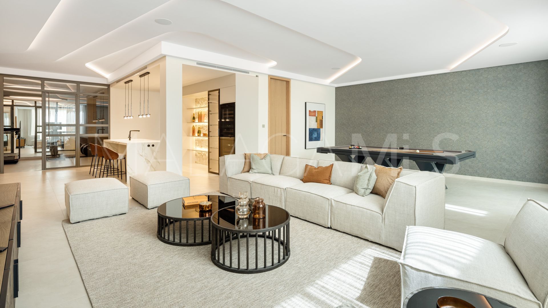 For sale villa in Las Brisas del Golf with 5 bedrooms