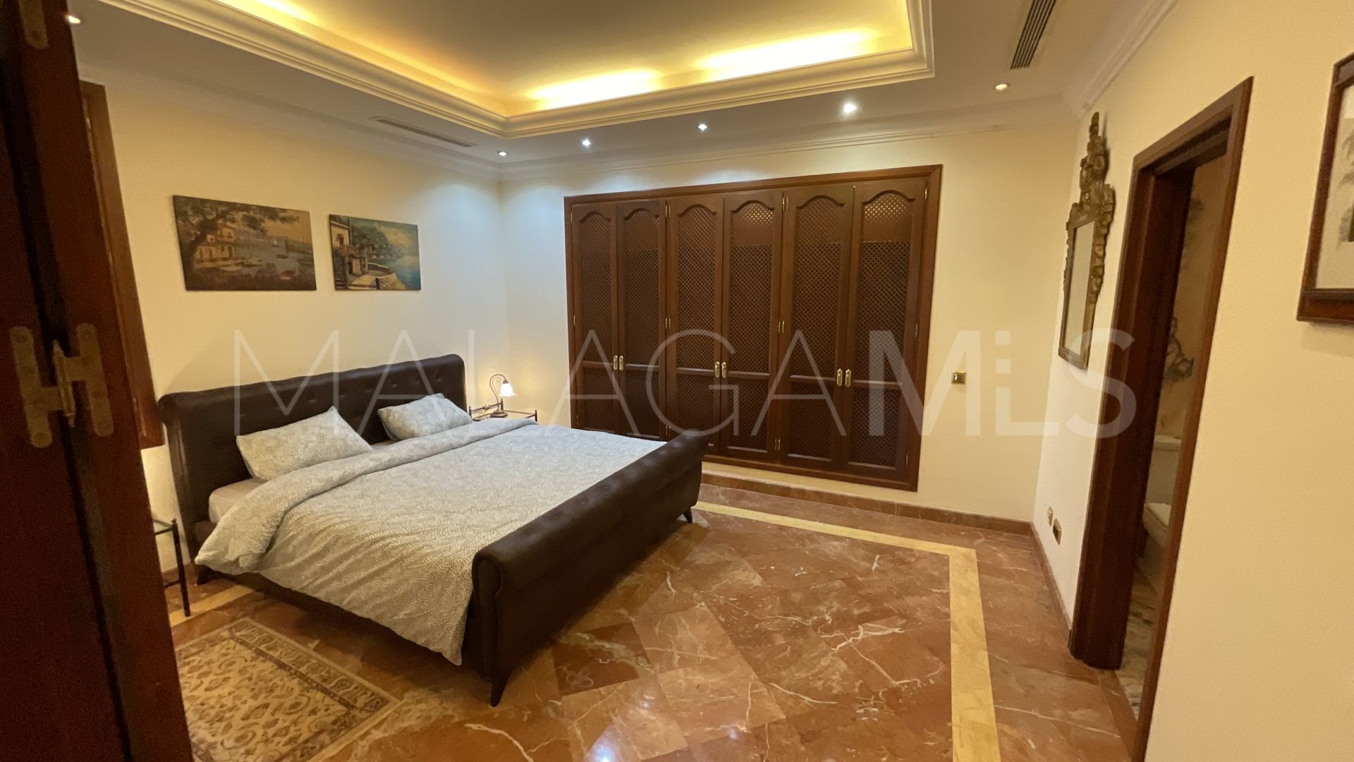 Villa for sale in La Zagaleta