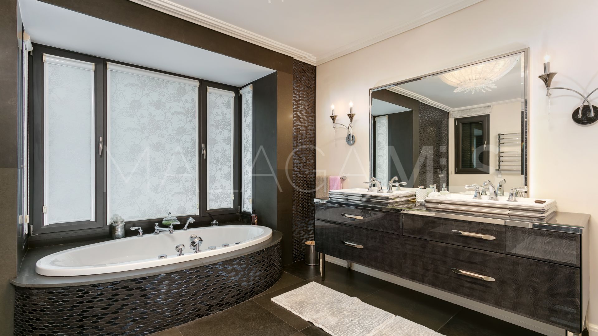 Villa for sale in Lomas de Magna Marbella