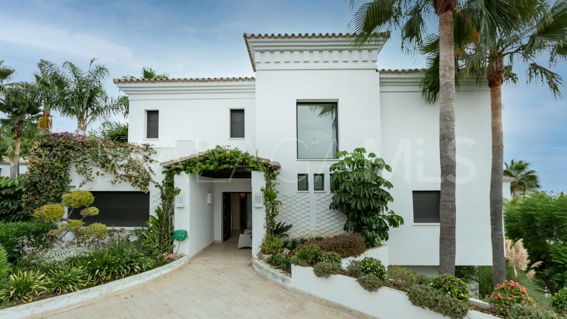 Villa for sale in Lomas de Magna Marbella