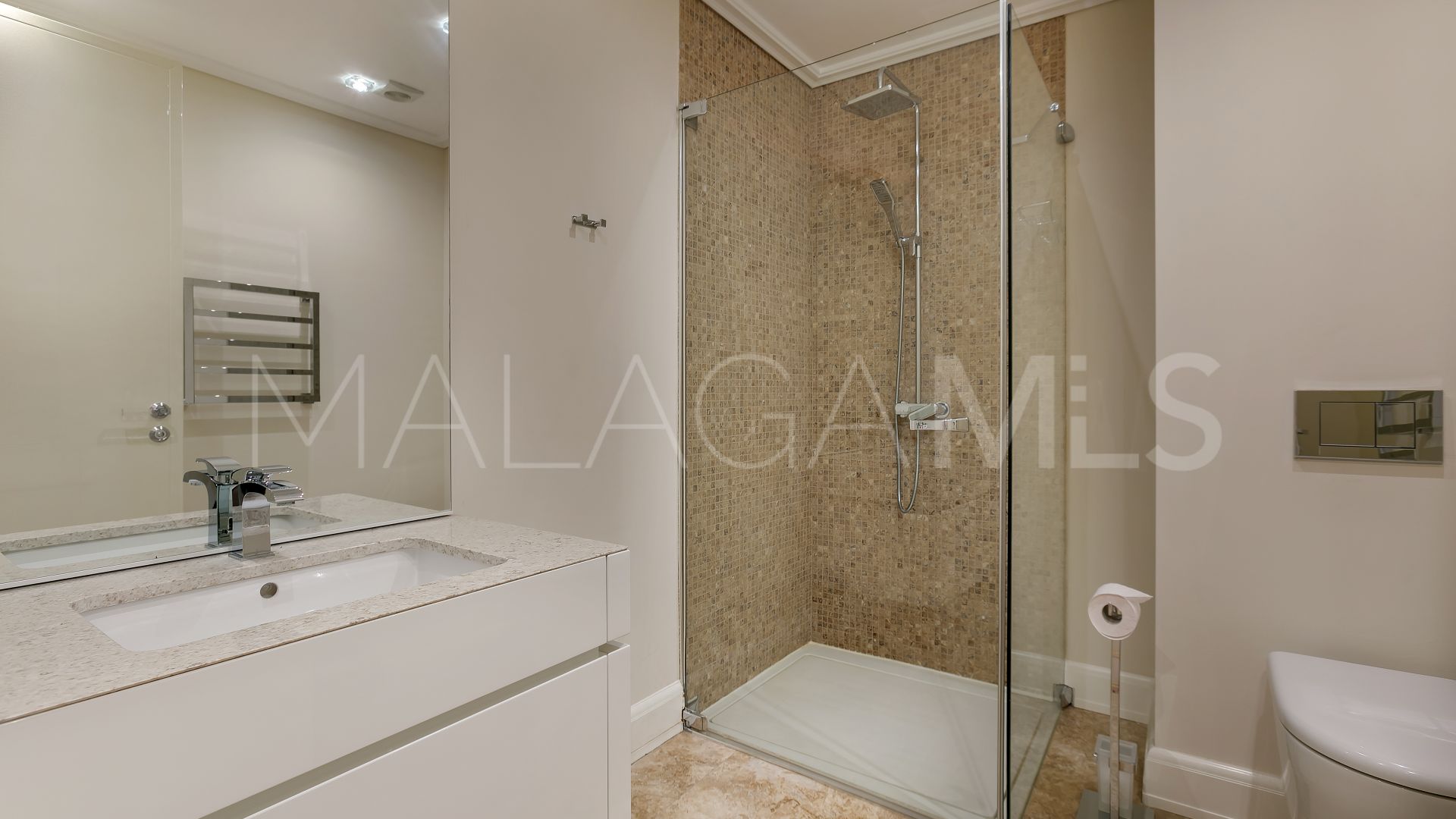 Villa for sale in Lomas de Magna Marbella
