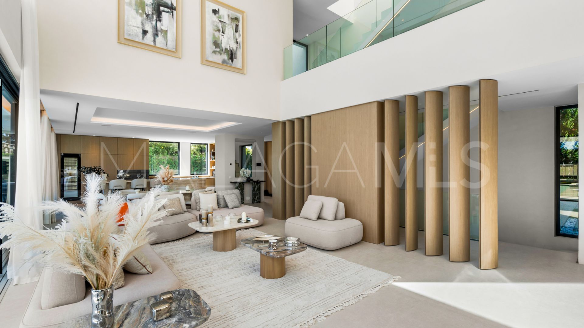 For sale villa in Los Monteros Playa with 6 bedrooms