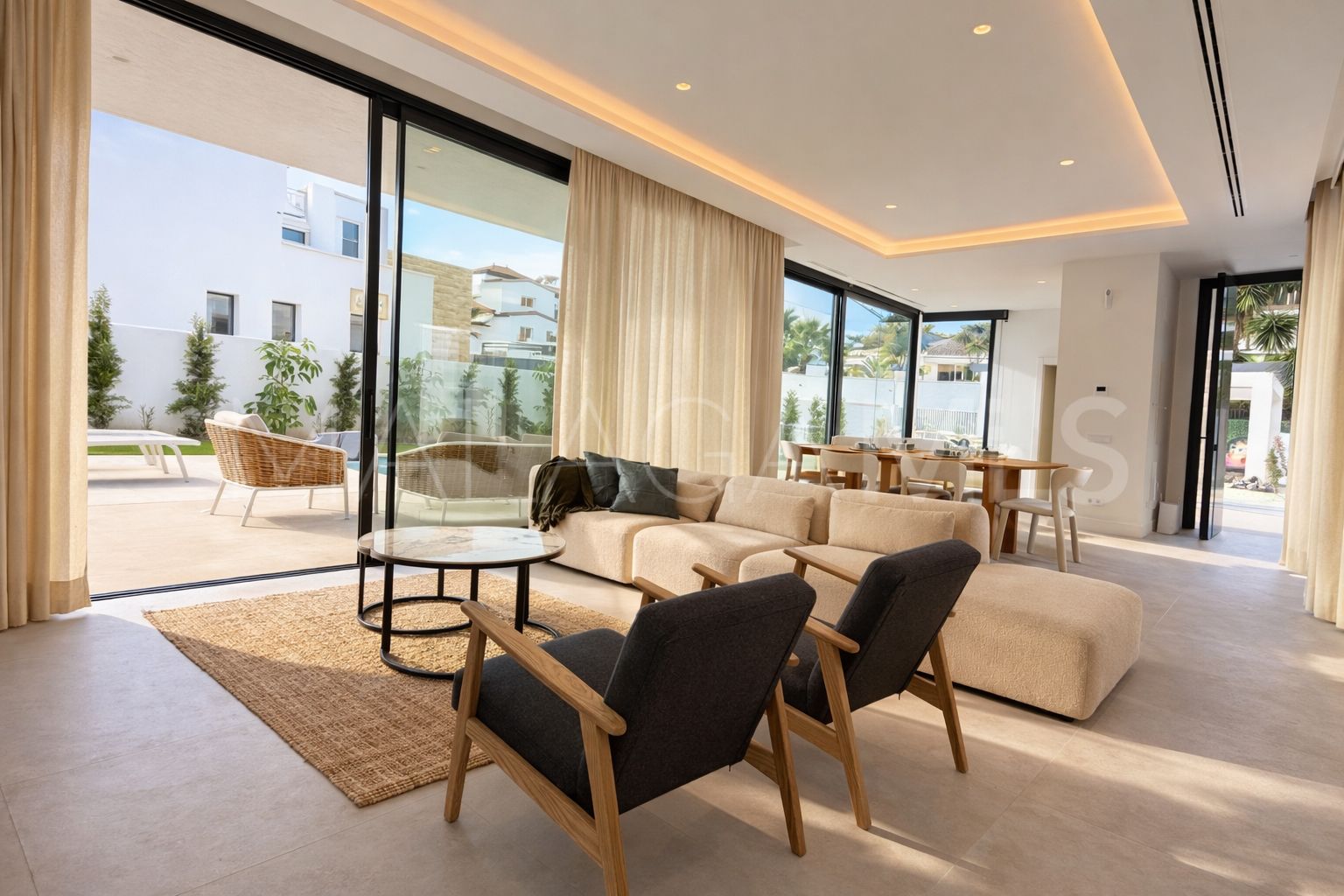 Villa for sale in Monte Biarritz