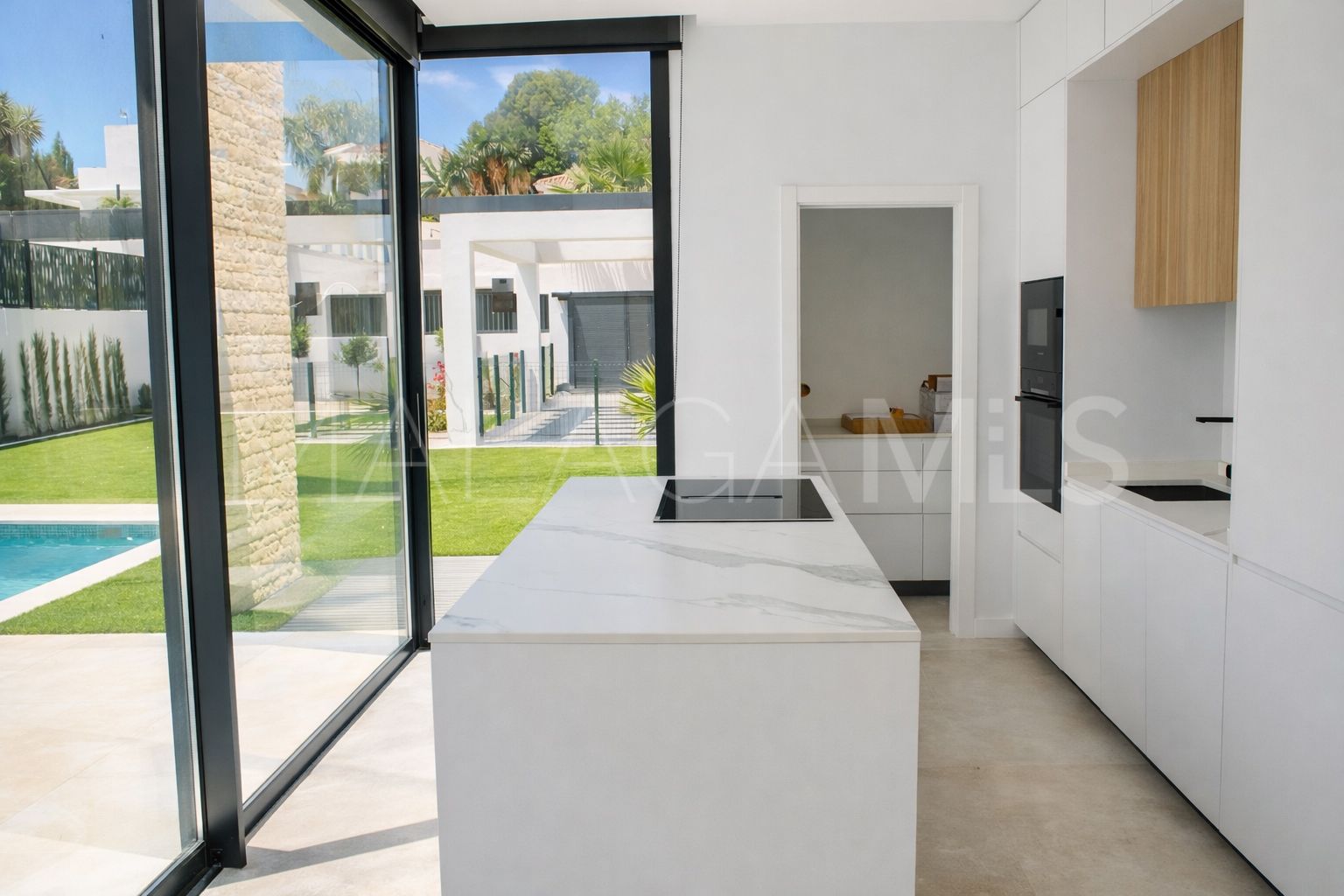 Villa for sale in Monte Biarritz