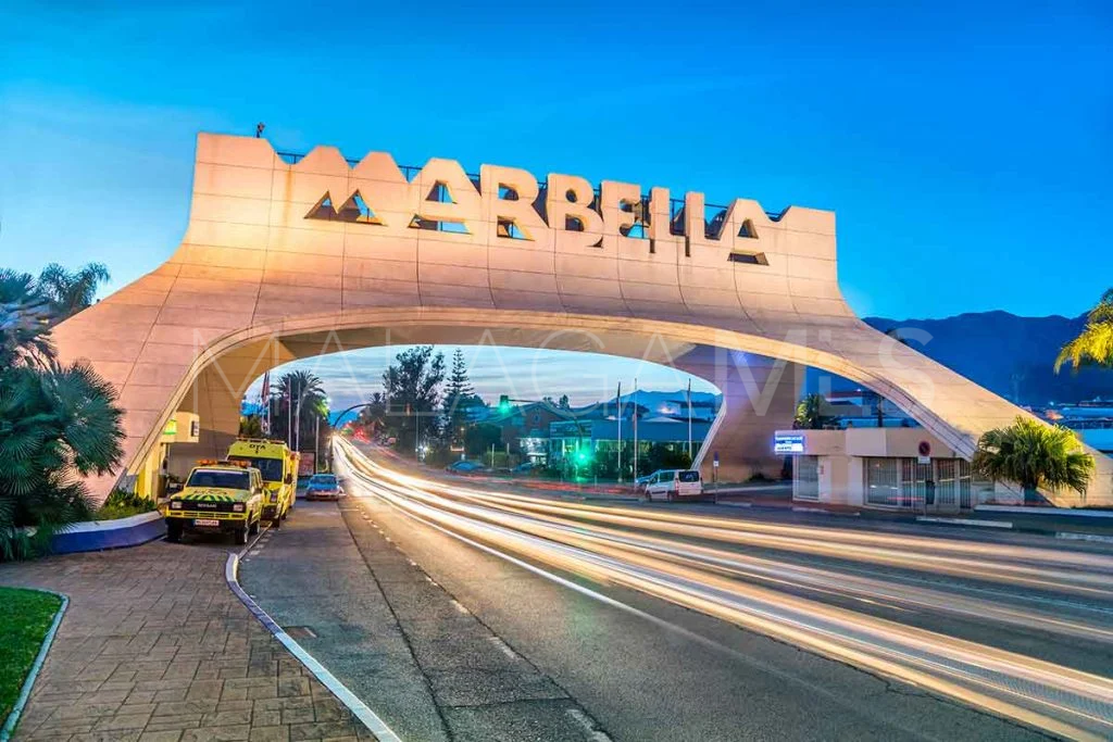 Einfamilienhaushälfte for sale in Marbella Goldene Meile