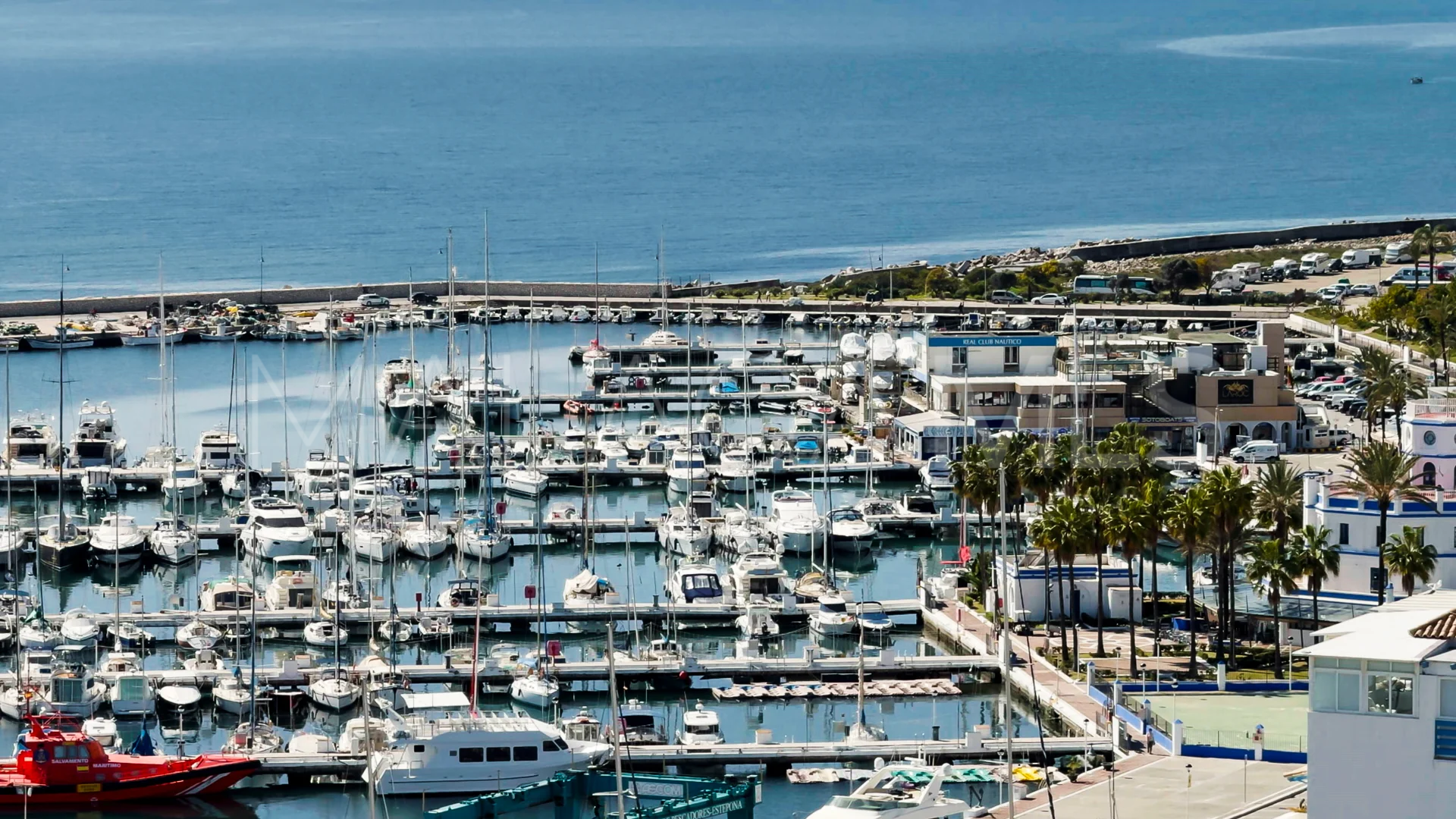 Einfamilienhaushälfte for sale in Marbella Goldene Meile